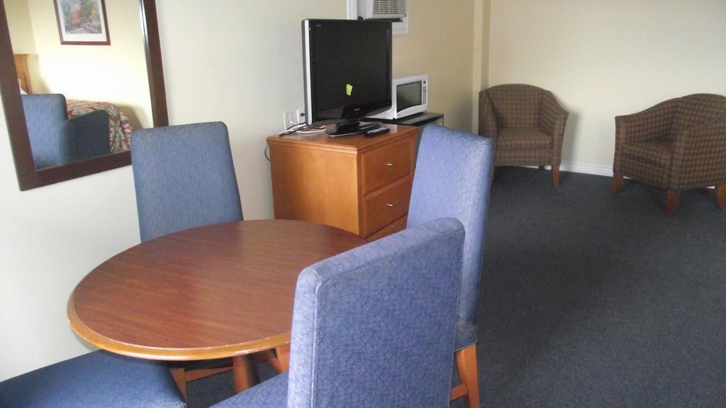 Empress Inn And Suites By The Falls Niagara Falls Ngoại thất bức ảnh